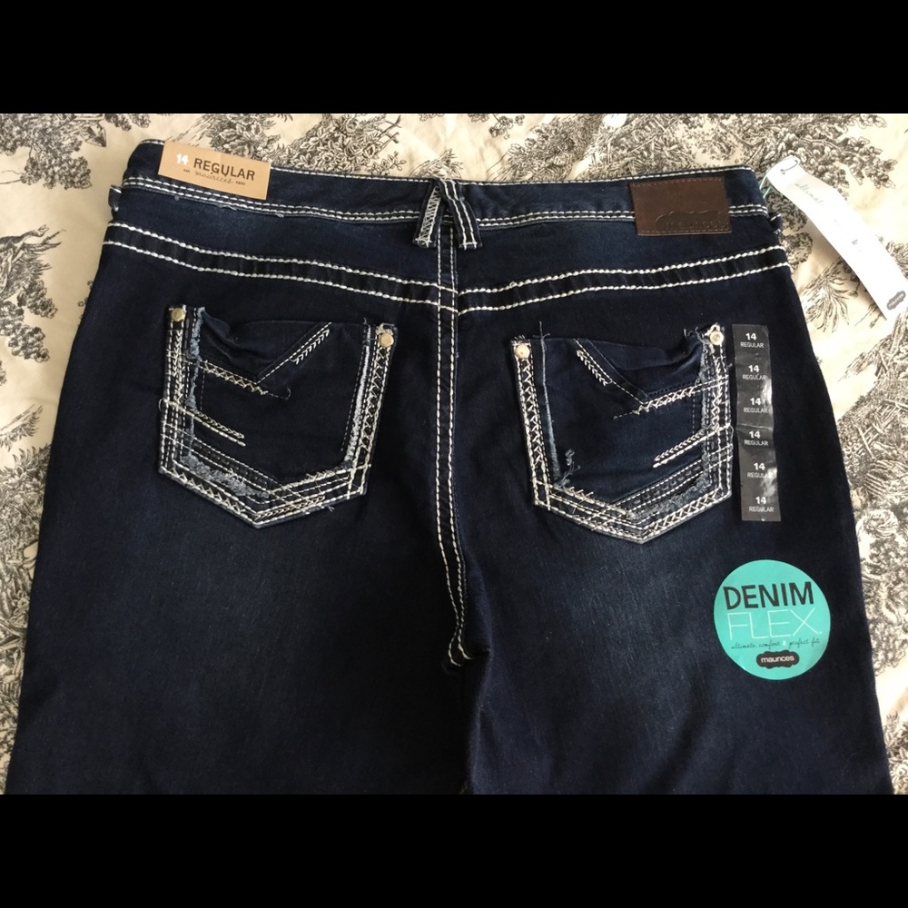New Maurices jeans stretch Sz 14 boot
